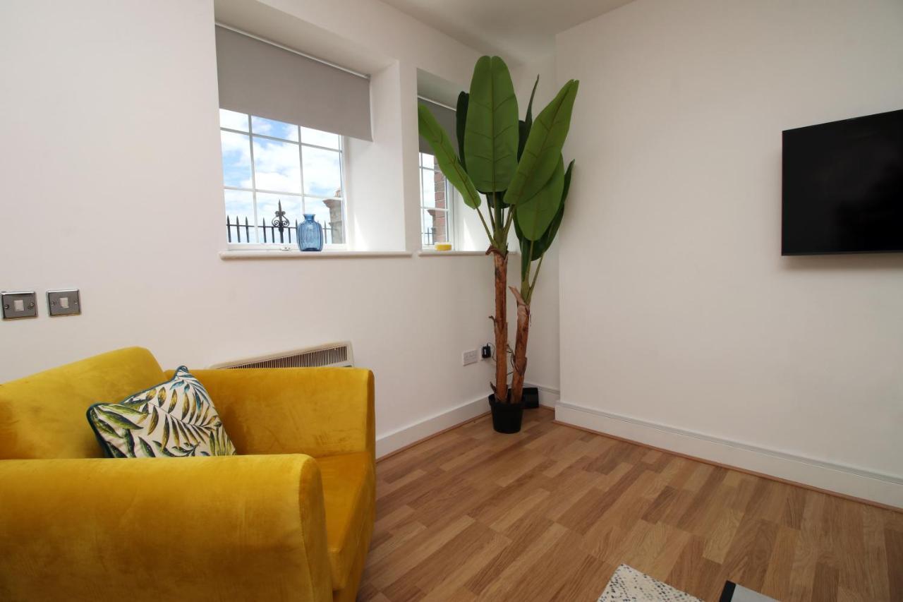 St Thomas Loft Views By Ssw - 2Br, Parking, Sleeps 4, Easy Access To City Centre, Marina, Beach And M4 Swansea Exterior photo